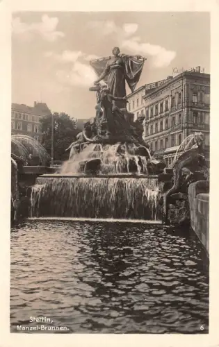 Stettin Pommern Manzel - Brunnen Foto Postkarte