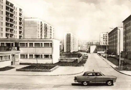 AK Halle-Neustadt Wohnkomplex Einsatzfahrzeug 1973 Sachsen-Anhalt gelaufen