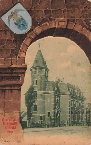 Gruss aus Bischofswerda mit Post und Wappen Sachsen Postkarte Geprägt AK