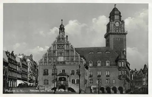 Plauen i. V. Neues und altes Rathaus Postkarte AK