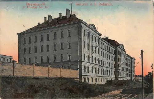 Kaserne des ll. Bataillon Dresden Sachsen Postkarte AK 1897
