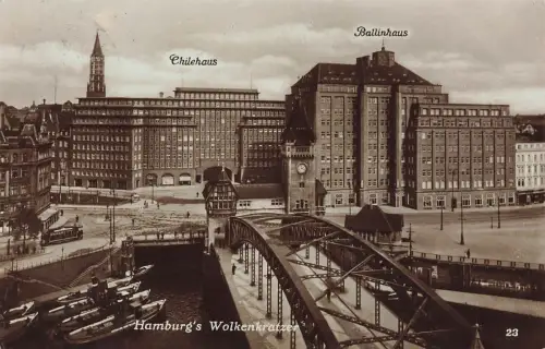 Chilehaus und Ballinhaus Hamburgs Wolkenkratzer Hamburg Postkarte AK 1928