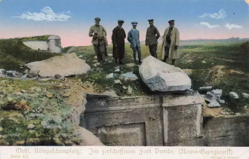 Im zerschossenen Fort Dembe Kriegsschauplatz Soldaten Postkarte AK 1916