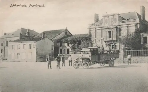 Soldaten am LKW in Bétheniville Frankreich Postkarte AK 1916