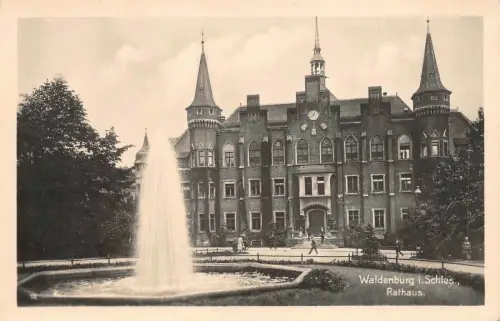 Waldenburg i. Schles. Rathaus Postkarte AK