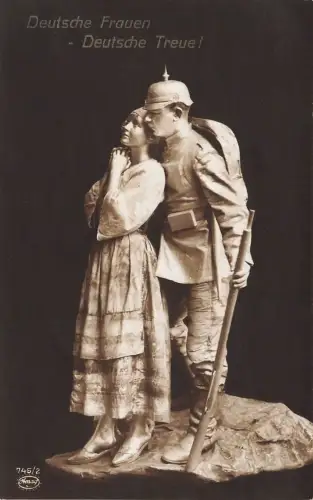 Deutsche Frauen Deutsche Treue! Soldat mit Frau Postkarte AK 1916