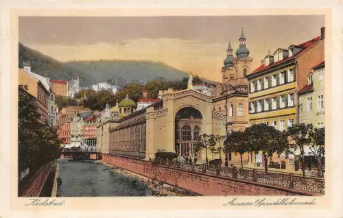 Karlsbad Äussere Sprudelkolonnade Postkarte AK