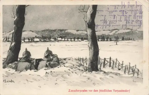 Lauscherposten vor dem feindlichen Vorpostendorf Soldaten Postkarte AK 1915