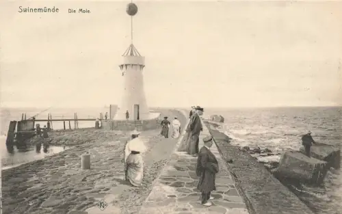 Die Mole in Swinemünde Pommern Postkarte AK