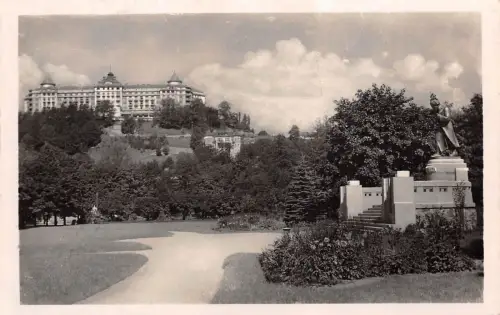 Weltbad Karlsbad Hotel Imperial mit Beethovendenkmal Postkarte AK 1932