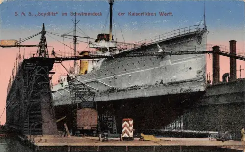 S.M.S. "Seydlitz" im Schwimmdock der Kaiserlichen Werft AK 1917