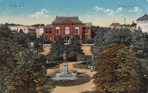 Forst N.-L. Bismarck-Platz Postkarte AK