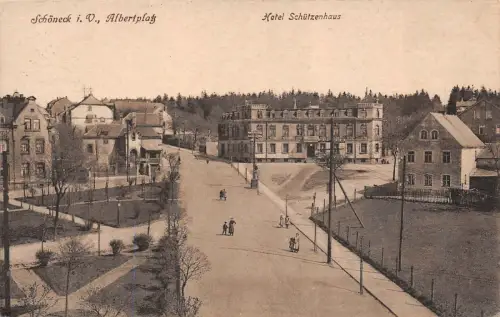 Hotel Schützenhaus und Albertplatz Schöneck Vogtland Sachsen Postkarte AK 1925