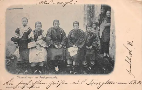 AK Tsingtau 青岛 市 Chinesinnen Festgegewand Kiautschou China Boxeraufstand 1901