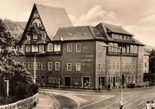 Ansicht HO-Hotel Sächsischer Hof in Meiningen Thüringen Postkarte AK 1973