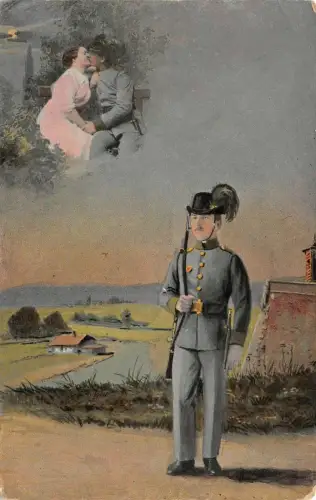 Soldat in Gedanken an seine Geliebte Patriotika Postkarte AK 1916