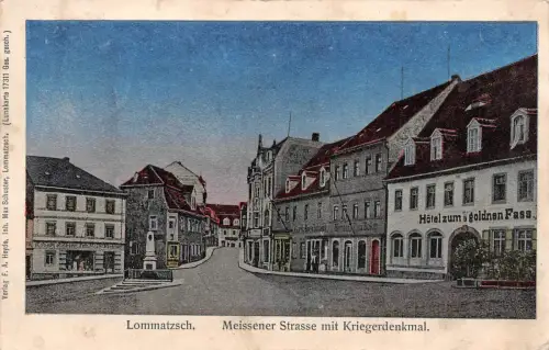 Lommatzsch Meissener Strasse mit Kriegerdenkmal Lunakarte Postkarte