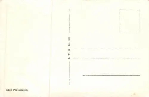 Wacheablösung an dem Ehrenmal Berlin Postkarte AK