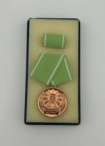 DDR Orden, Für ausgezeichnete Leistungen Ministerium des Innern, Bartel Nr. 175d