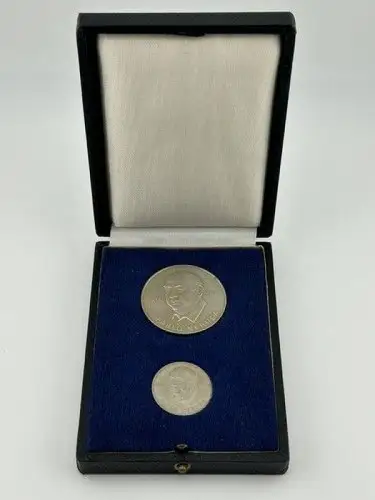 Pablo Neruda-Medaille DDR 1973 mit original Schatulle