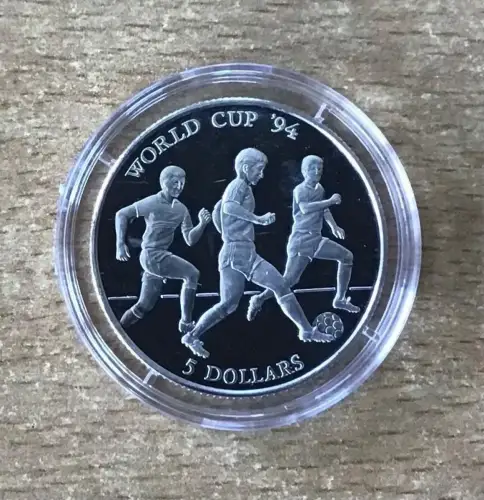 Cook - Inseln 5 Dollars 1991 Angriff Fußball PP Silbermünze Zertifikat