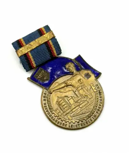 DDR Medaille für hervorragende Leistungen im Fünfjahrplan 1953