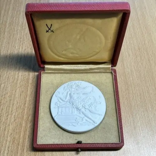 Meissen Medaille 100 Jahre Staatliches Museum Schwerin