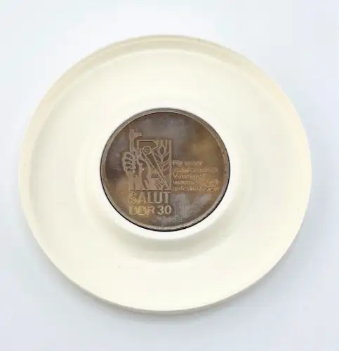 DDR Medaille Salut 30 Für unser sozialistisches Vaterland