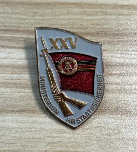 DDR Erinnerungsabzeichen XXV Jahre MfS der DDR