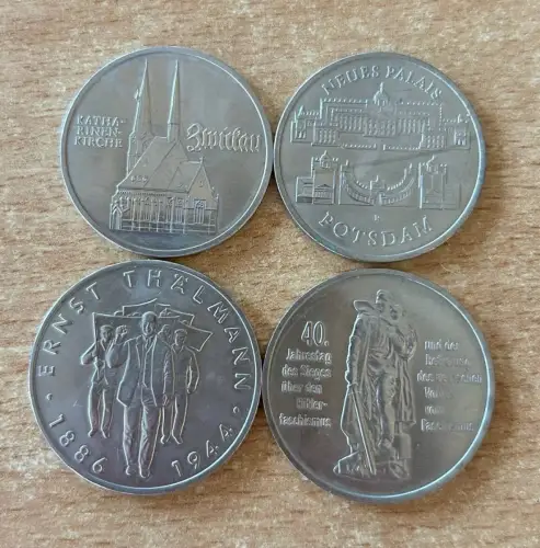 Lot/ Konvolut 4 x DDR Münzen 5 und 10 Mark 1985 - 1989