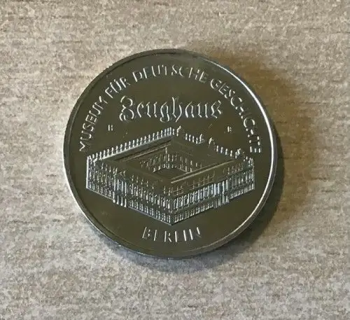 DDR 5 Mark 1990 Zeughaus Berlin Gedenkmünze