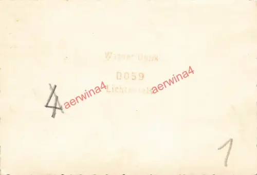 Deutscher Soldat Kübelwagen Zugfahrt an die Ostfront