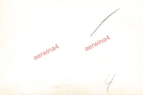 Deutsche Soldaten am Heldengrab Kamerad in Gorki Belarus Ostfront