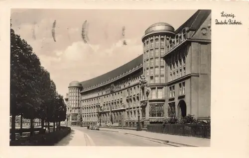 AK Leipzig Deutsche Bücherei Oldtimer Sachsen 1940 gelaufen Postkarte