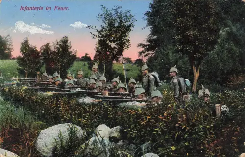 AK 1.WK Infanterie im Feuer Soldaten 1915 gelaufen Patriotika Postkarte