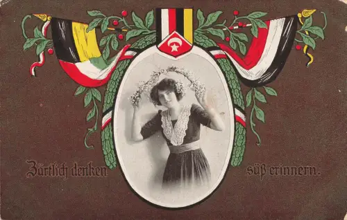 AK 1.WK Waffenbrüder Fahnen Portrait Frau 1916 ungelaufen Patriotika Postkarte