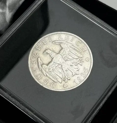2 Reichsmark "Kursmünze - Eichenlaub-Adler" 1926 -E in Etui mit Zertifikat