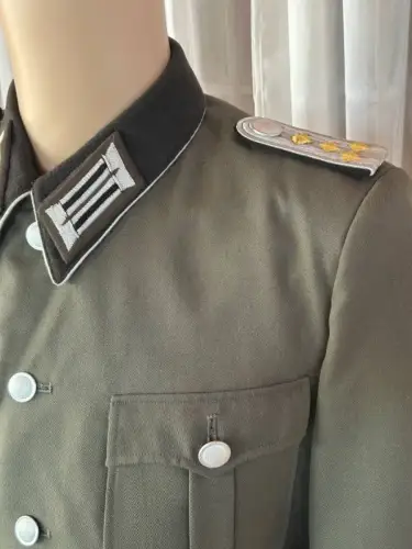 DDR NVA Offizier Uniformjacke 1966 schwarzer Kragen Größe 50