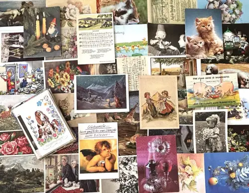 Lot / Konvolut 100 AK Postkarten Kitsch Kinder Glückwunsch Witz b 1950