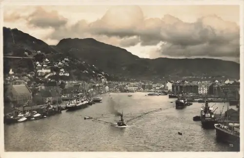 AK Bergen Parti fra havnen Norwegen 1927 gelaufen Postkarte
