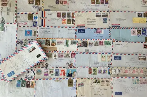 Lot / Konvolut 63 Briefe Briefmarken Übersee / Welt 1950 - 1980