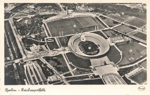 AK Berlin Reichssportfeld Berlin ungelaufen Postkarte