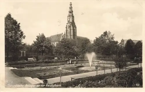 AK Schweidnitz Anlagen Reichsbank Springbrunnen Schlesien 1944 Postkarte