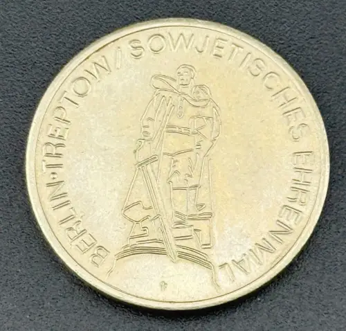 DDR Medaille 30. Jahrestag Befreiung vom Faschismus Berlin Treptow 1945-1975