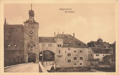 AK Regensburg Brückentor Bayern ungelaufen Postkarte