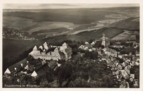 AK Augustusburg Ortsansicht Fliegeraufnahme Sachsen Erzgebirge Postkarte
