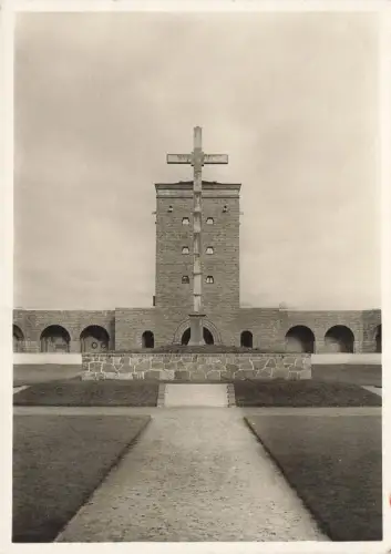 AK Tannenberg Nationaldenkmal Ostpreussen ungelaufen Postkarte