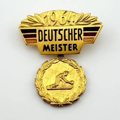 DDR Abzeichen Deutscher Meister Kegeln 1964 goldfarben