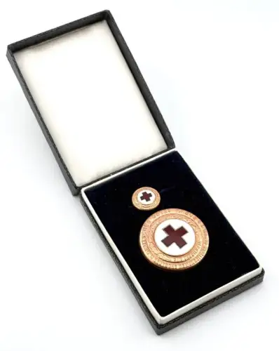 DDR Ehrenzeichen des DRK in Bronze Deutsches Rotes Kreuz 6 d