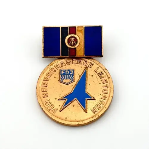 DDR Medaille für hervorragende Leistungen in der Bewegung MMM